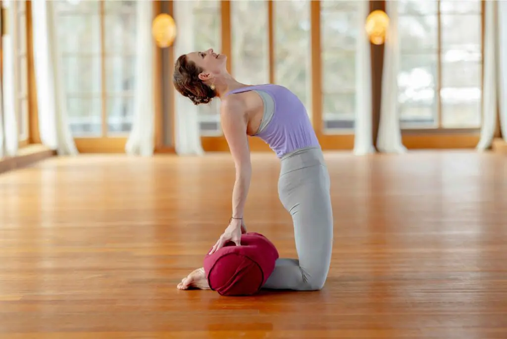 Nicole Bongartz, Kamel Yoga