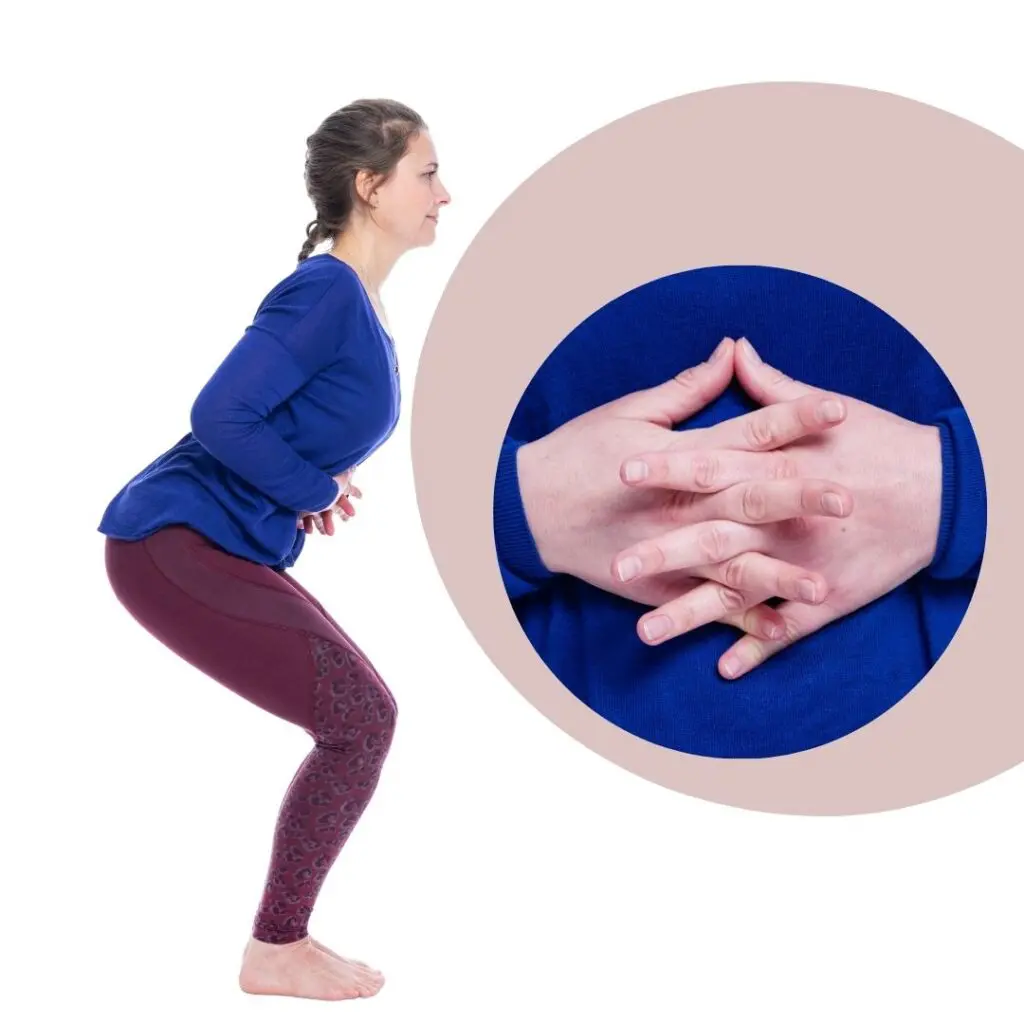 Susanne Mors, Asana, Mudra, Yoga Praxis, Utkatasana mit Karkata Mudra