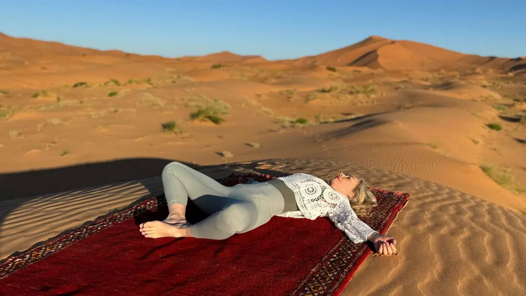 Yoga Asana Liegender Schmetterling, Tanja Seehofer