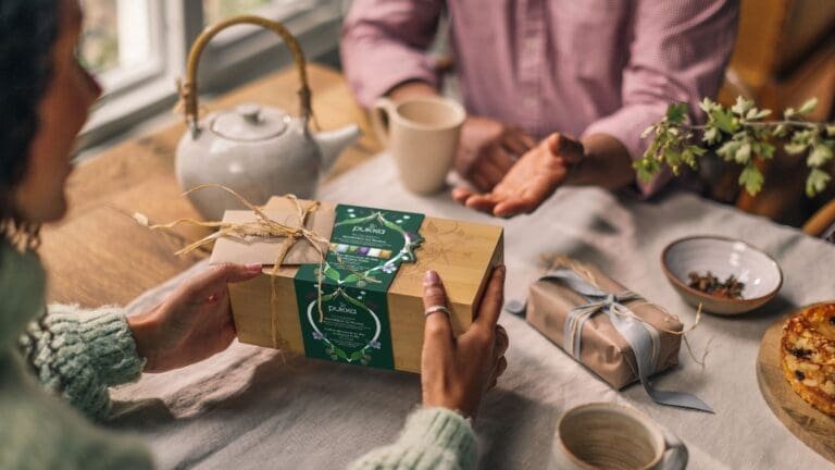 Adventskalender-Türchen 4: Bunte Bio-Tee-Geschenksets von Pukka
