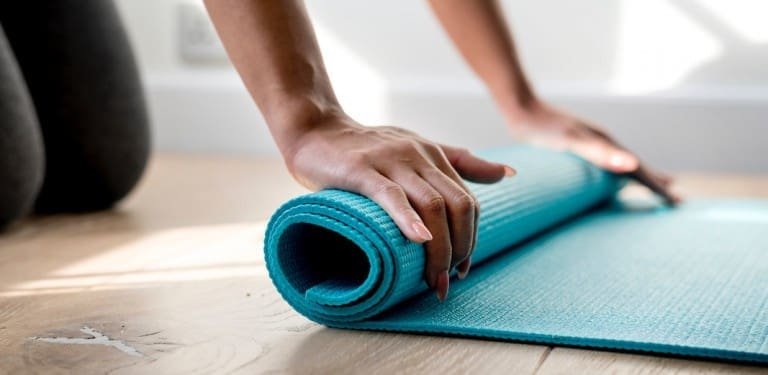 4 Asanas für jeden Tag