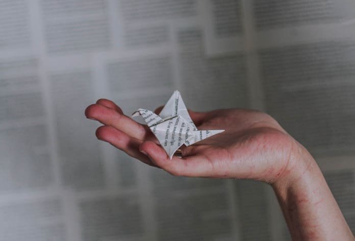 paper-crane-3403867 (2) Origami Kranich Papier Freiheit