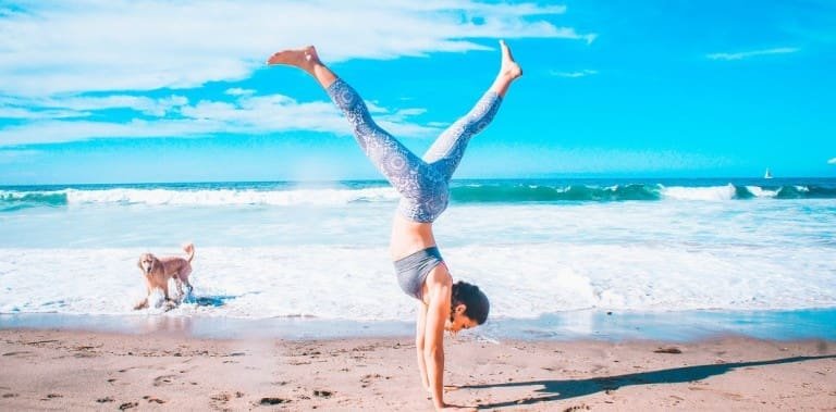 Richtig in den Handstand – von Anfang an