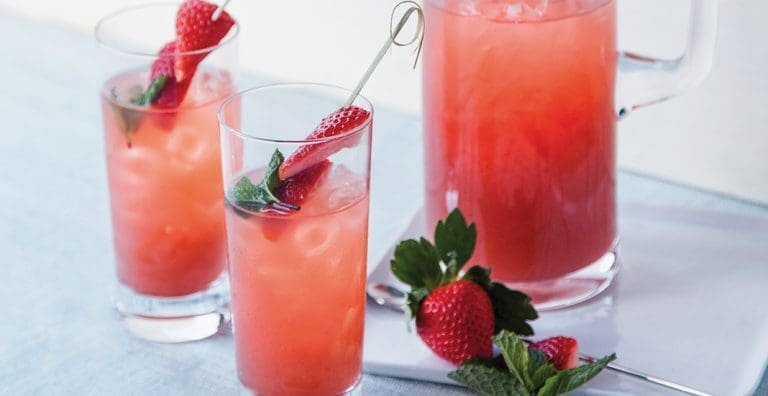 Rezept: Erdbeer-Minz-Sprudel