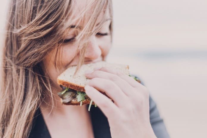 Rezept veganes Sandwich Kathryn Budig