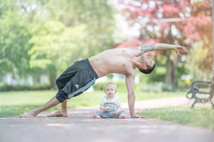 Männer Yoga