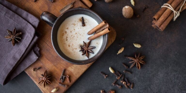 Ayurveda to Go: Chai-Latte selber machen