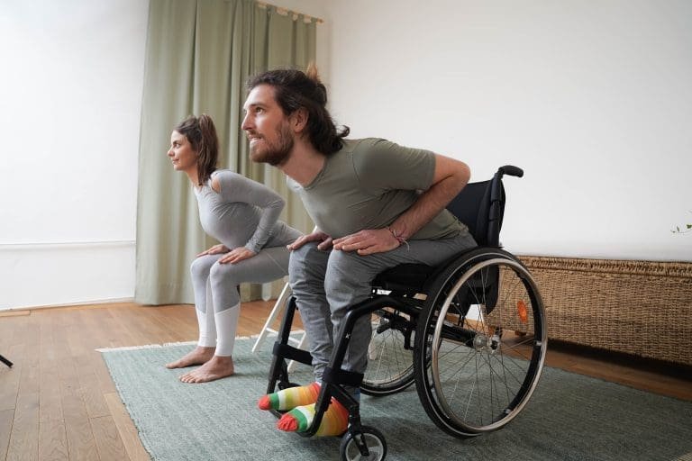 Yoga im Rollstuhl