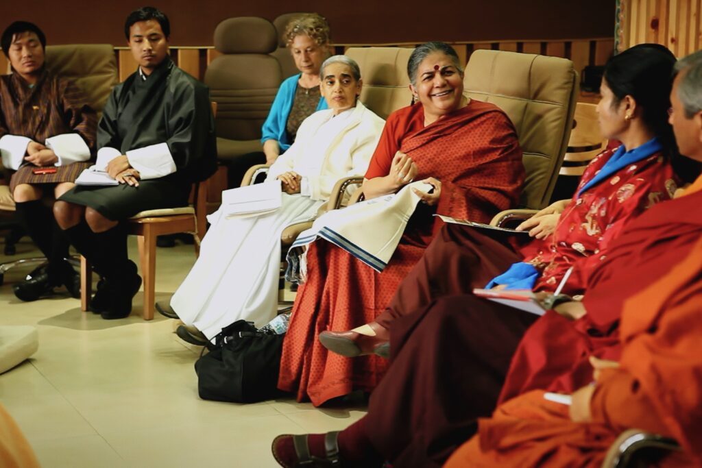 Vandana Shiva Auszug aus der Doku „Vandana Shiva – Ein Leben für die Erde“