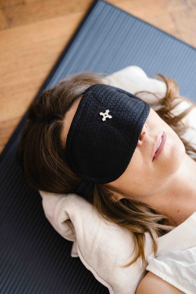 Augenkissen, Shavasana Stonehenge, Lizzie Lasater, Somatic Strength Training