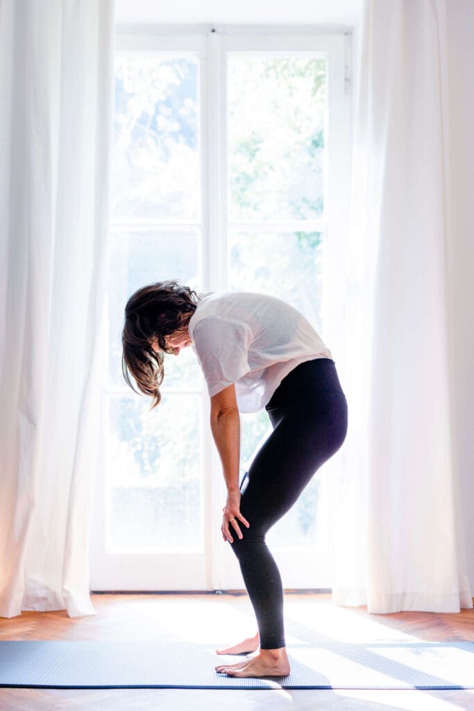 Somatic Strength Core, Lizzie Lasater, Katze-Kuh Variation 2