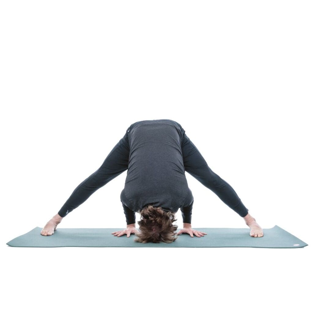 Patrick Broome, Übung 12 gegrätschte Vorwärtsbeuge