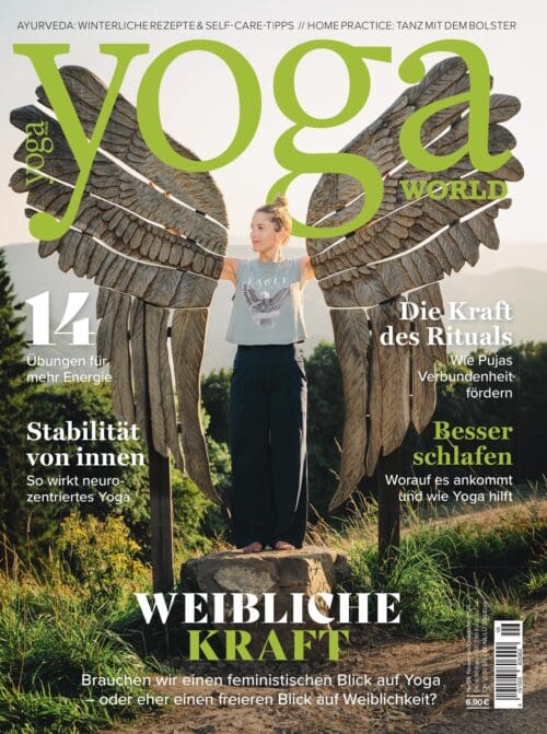 Cover YogaWorld Journal 6/25