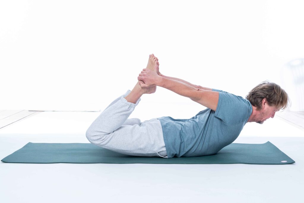 Patrick Broome, Bogen Yogaübung, Sonnenpraxis