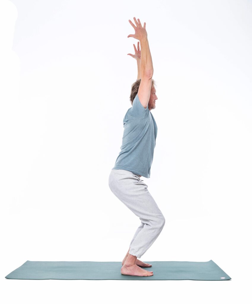 Patrick Broome, Stuhl Yogaasana, Sonnenpraxis