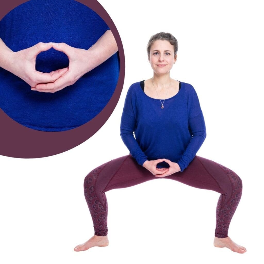 Susanne Mors, Asana, Mudra, Yoga Sequenz, Utkata Konasana mit Dhyana Mudra