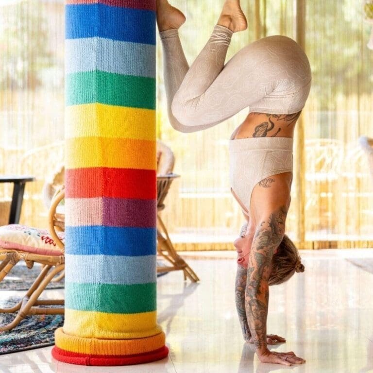 Dies.Das.Asanas mit Jelena Lieberberg – der Päckchen-Handstand