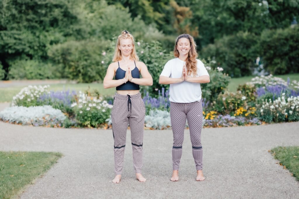 Tadasana, Berghaltung, Gina Weber, Terry Brackmann, Yoga Flow, Spring Glow