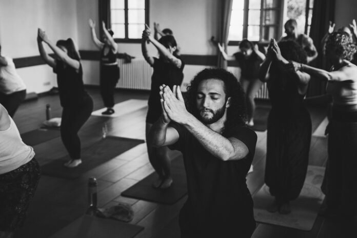 yogastudio-c-christian-harb-unsplash yogastudio szene